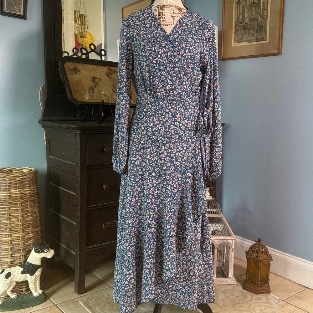 Elings Blue and Cream Floral Wrap Midi Dress Long Sleeve Boho Cottagecore Small